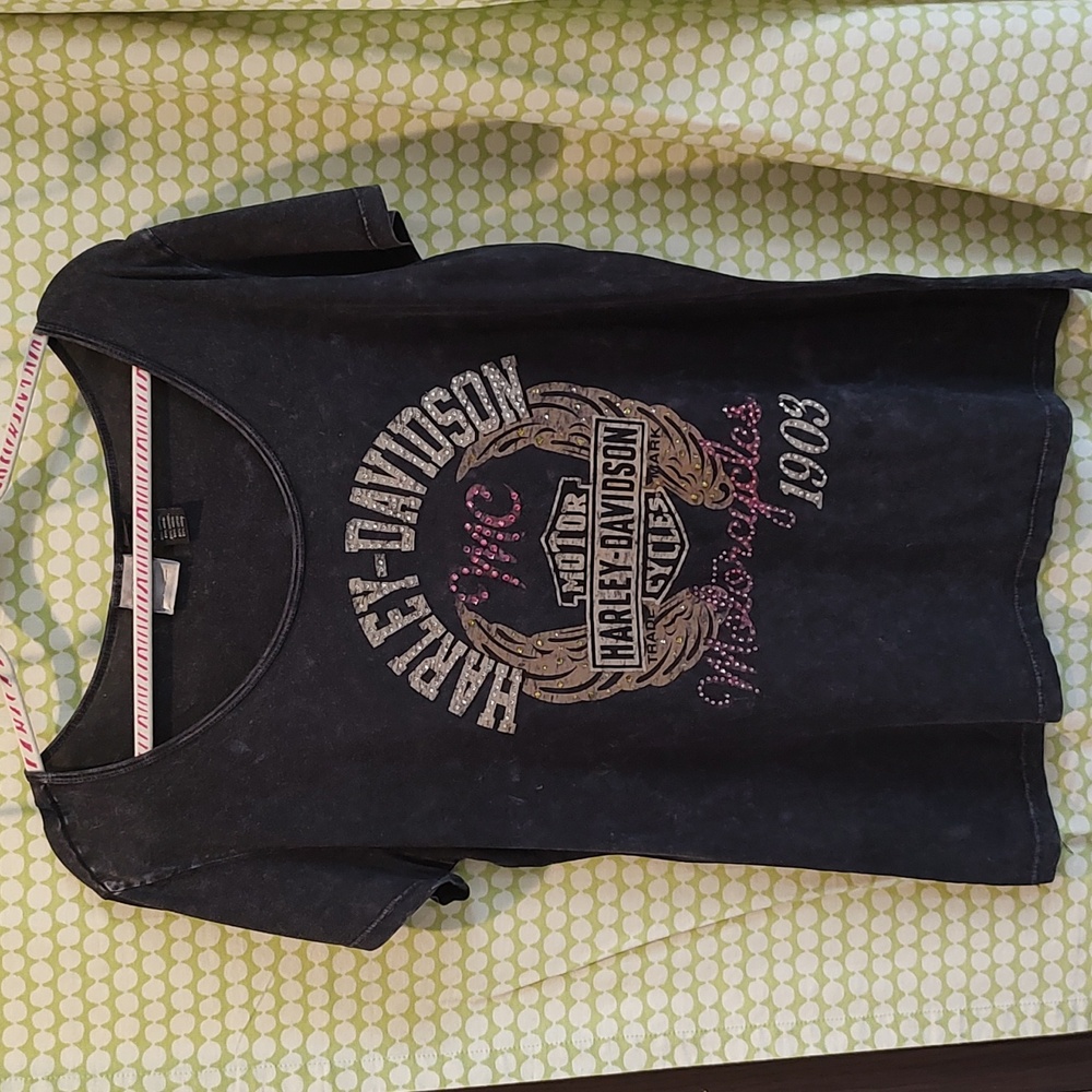 Harley Davidson Women's t-shirt, vintage look, perfect condition
